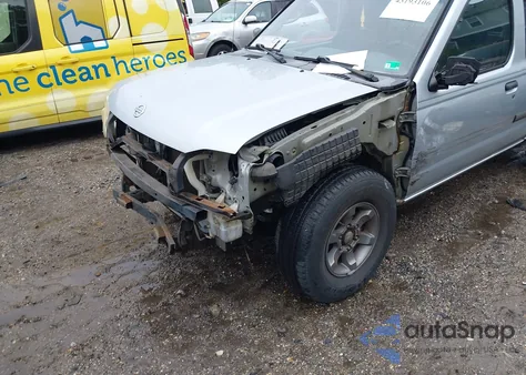 2002 Nissan Frontier Desert Runner Xe-V6 from USA, damaged, VIN 1N6ED26T82C316428